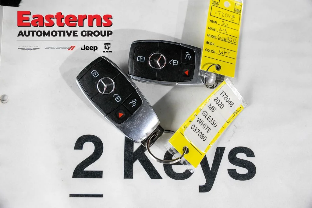 Used 2020 White Mercedes-Benz GLE 350 image 25