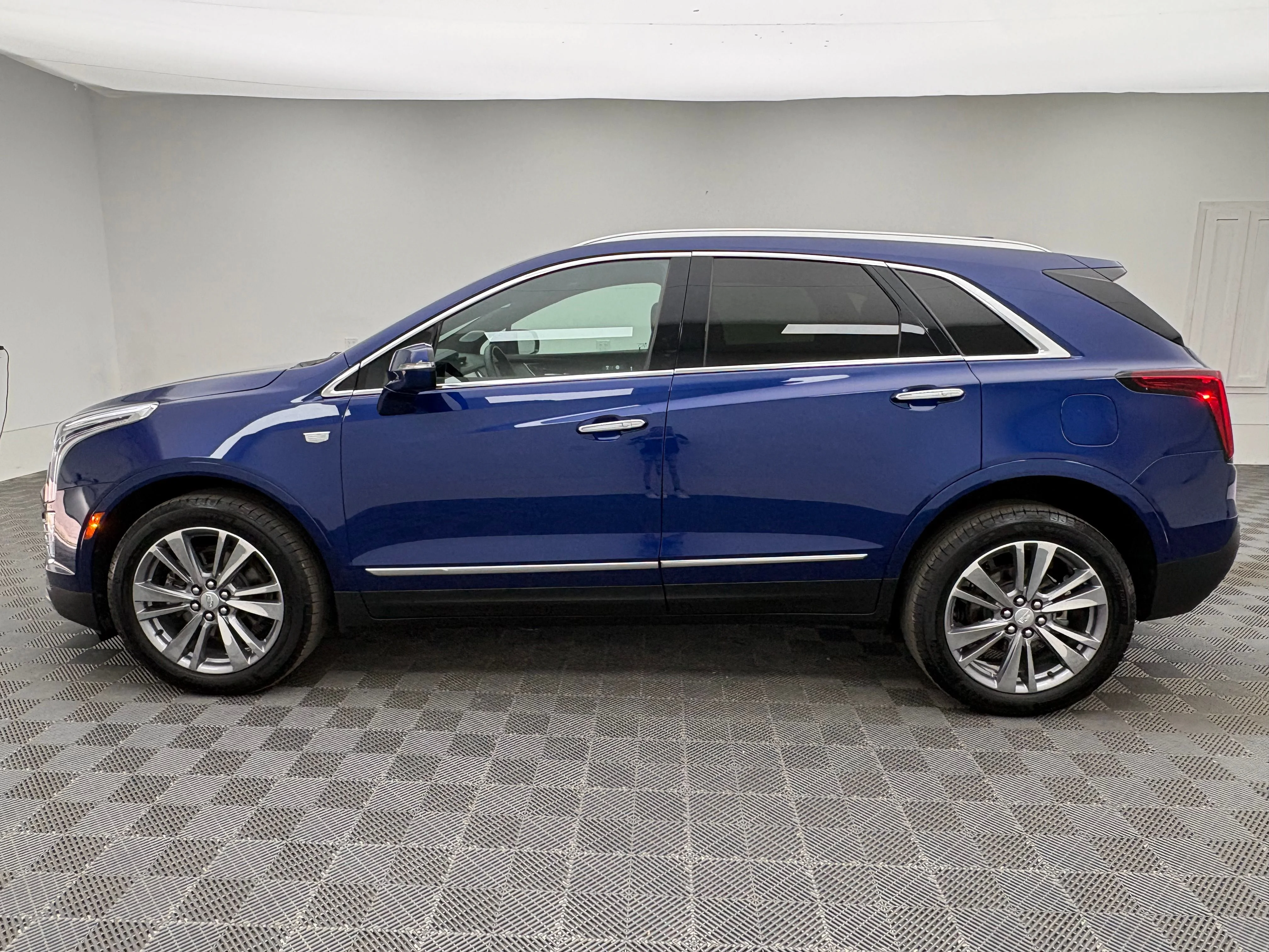 Used 2025 Opulent Blue Metallic Cadillac Premium Luxury image 13