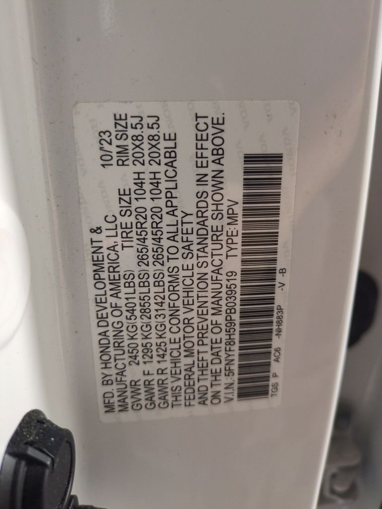 Certified Used 2023 Platinum White Pearl Honda EX-L image 30