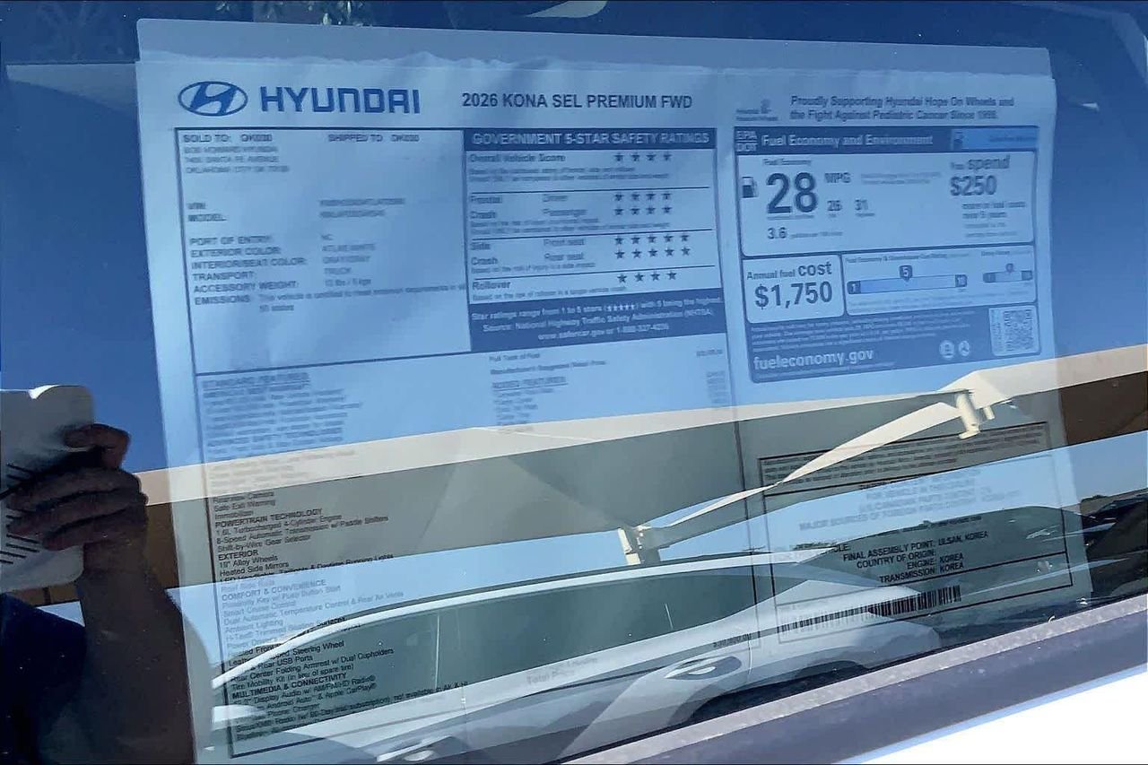 New 2026 Atlas White Hyundai SEL Premium FWD image 18