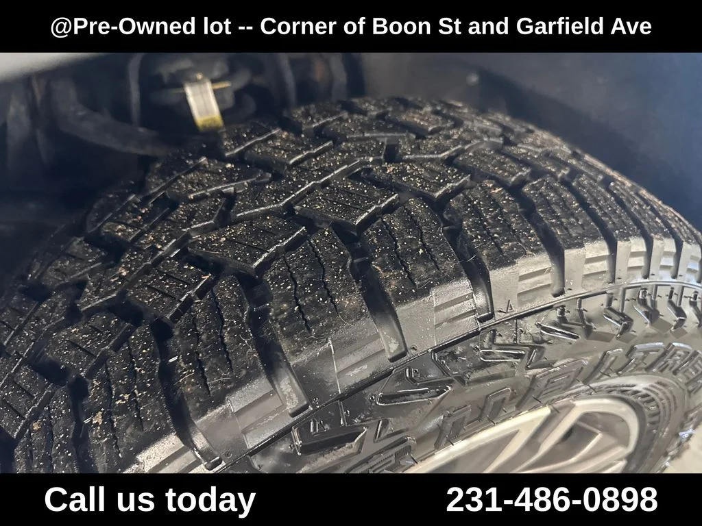 Used 2021 Gray Chevrolet LT image 12