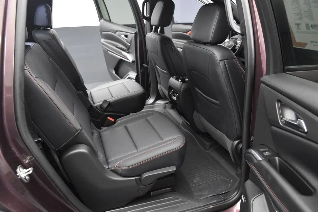 Used 2024 Stardust Silver Chevrolet Z71 image 24