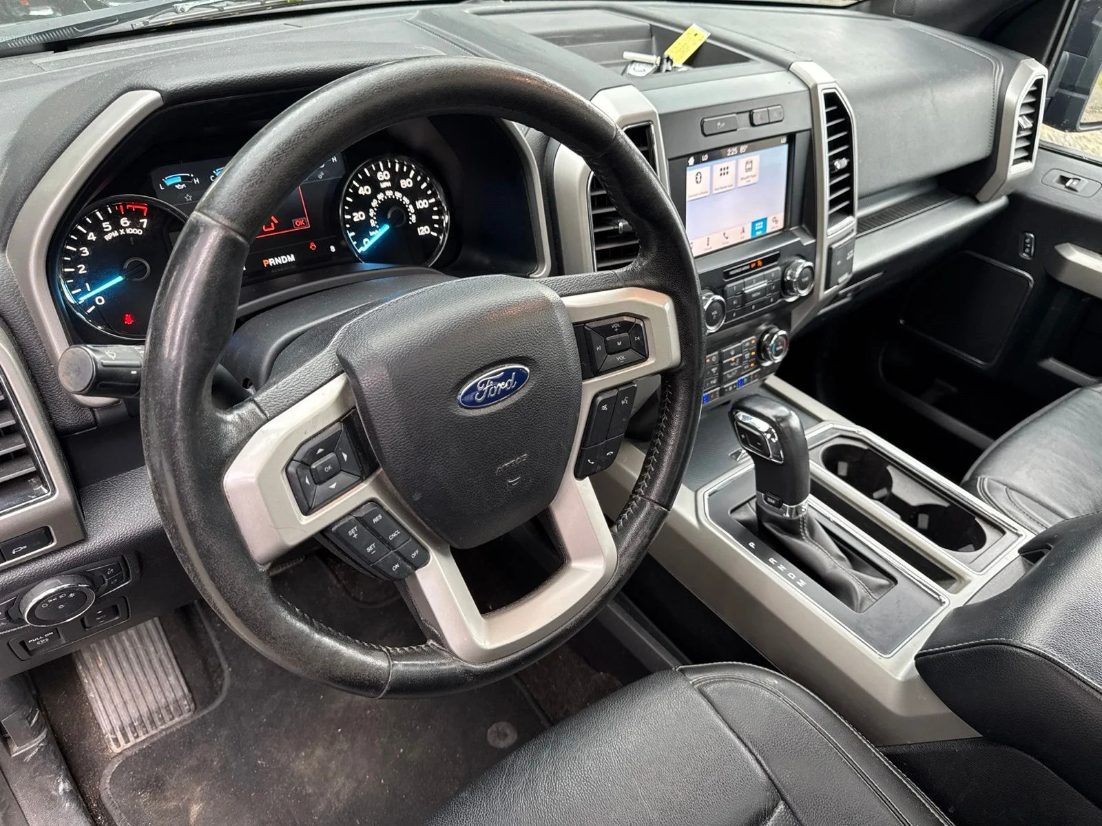 Used 2019 Agate Black Metallic Ford Lariat image 19
