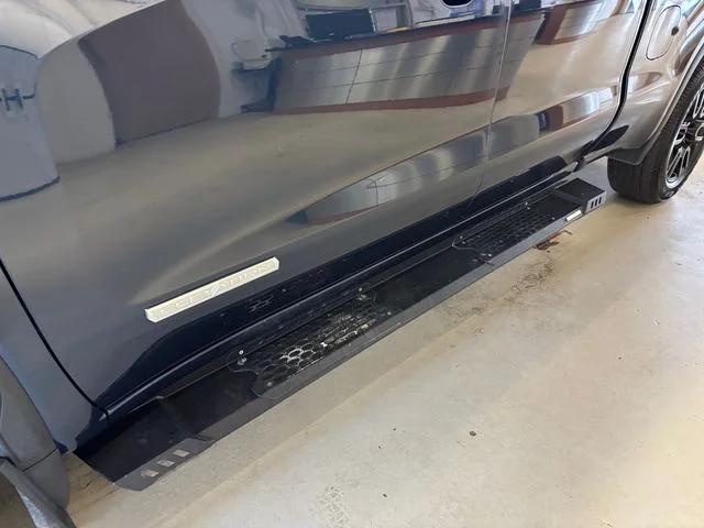 Used 2020 Blue GMC Elevation image 23