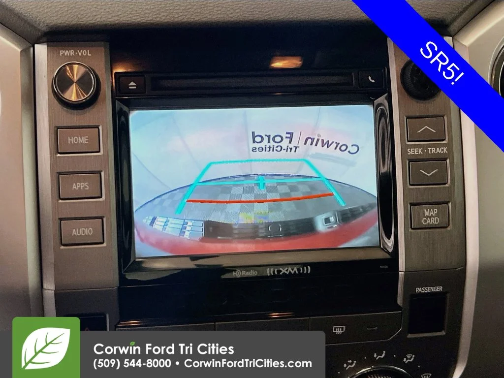 Used 2017 Silver Sky Metallic Toyota SR5 image 20