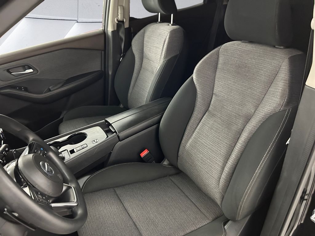 Used 2021 Black Nissan SV image 8