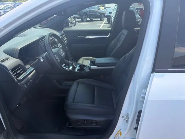 Used 2026 Summit White GMC Elevation image 11