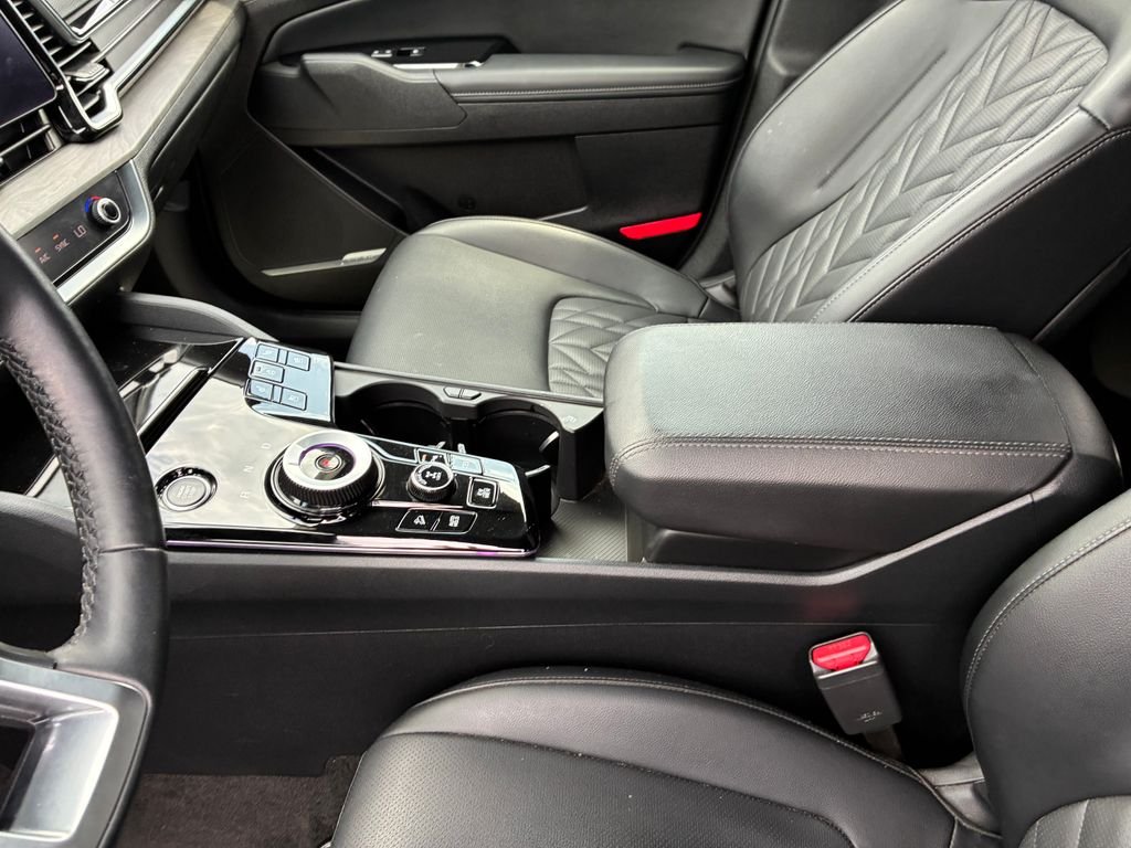 Used 2024 Blue Kia X-Line Prestige image 18