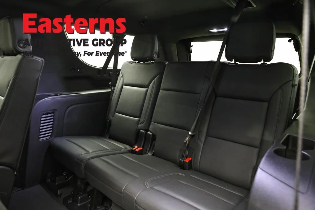 Used 2025 Black Chevrolet Z71 image 28