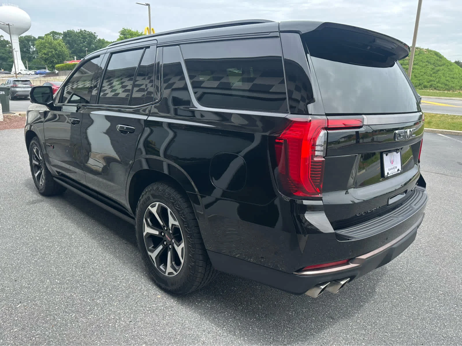 Used 2026 Onyx Black GMC AT4 Ultimate image 5