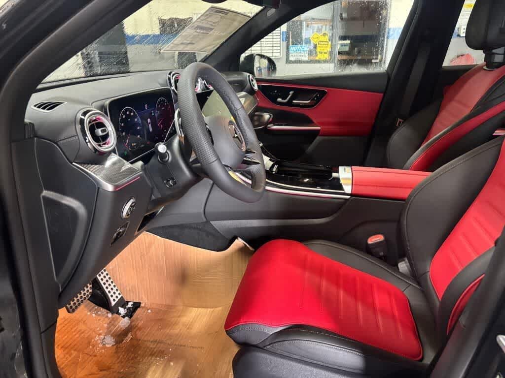 New 2026 2040/Black Mercedes-Benz GLC 300 image 8