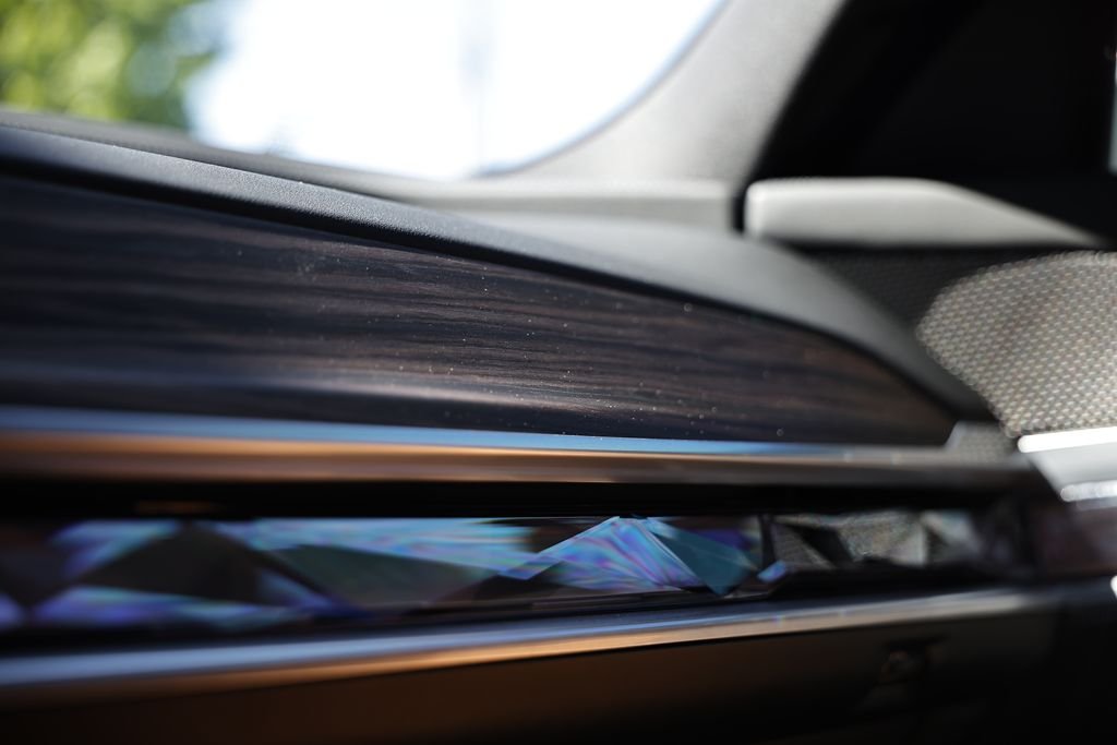 Used 2023 Brooklyn Gray Metallic BMW 740i image 40