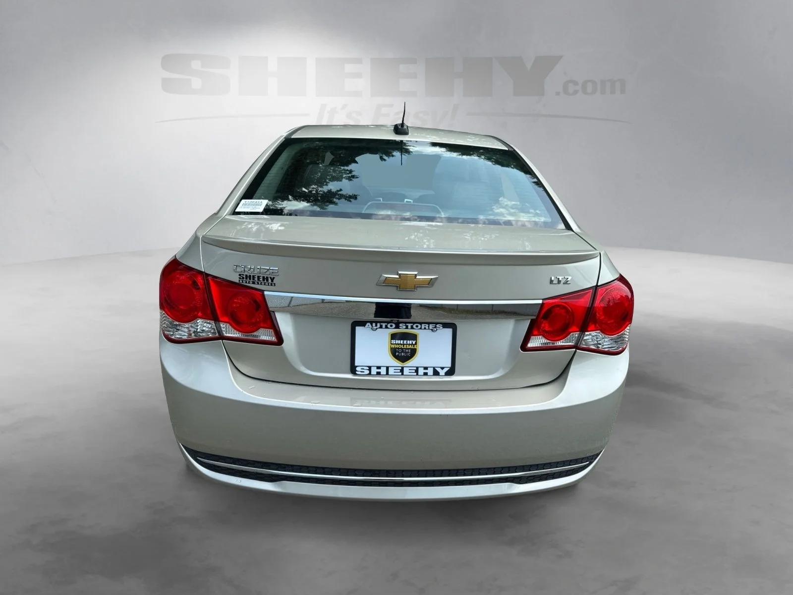 Used 2016 Champagne Silver Chevrolet LTZ image 14