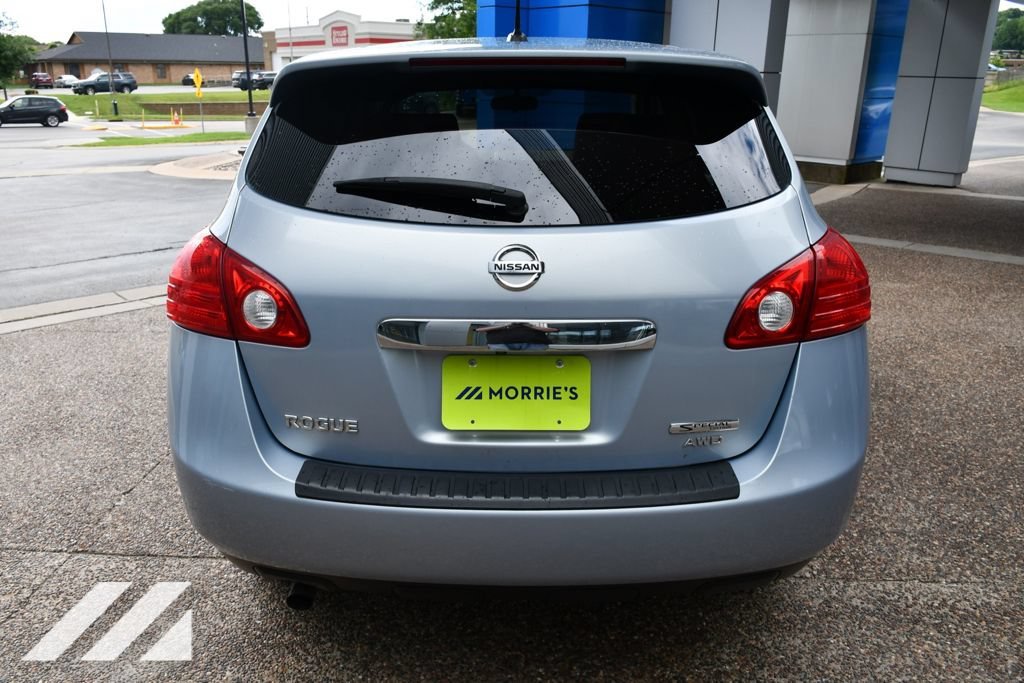 Used 2013 Frosted Steel Metallic Nissan S image 6