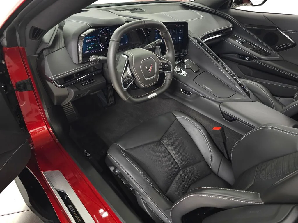 Used 2025 Red Chevrolet E-Ray image 18