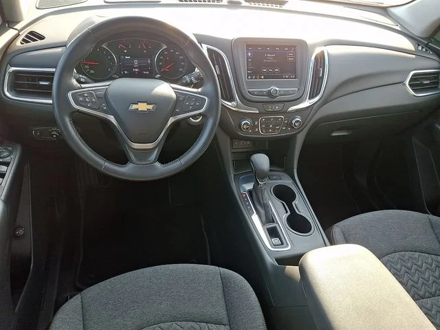 Used 2022 Silver Chevrolet LT image 11