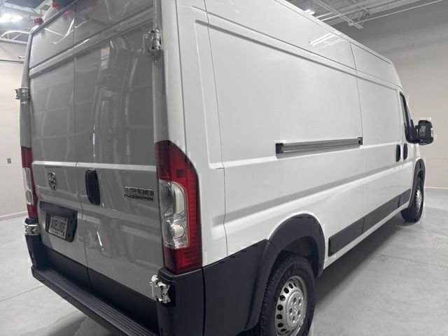 Used 2024 White Ram High Roof image 5