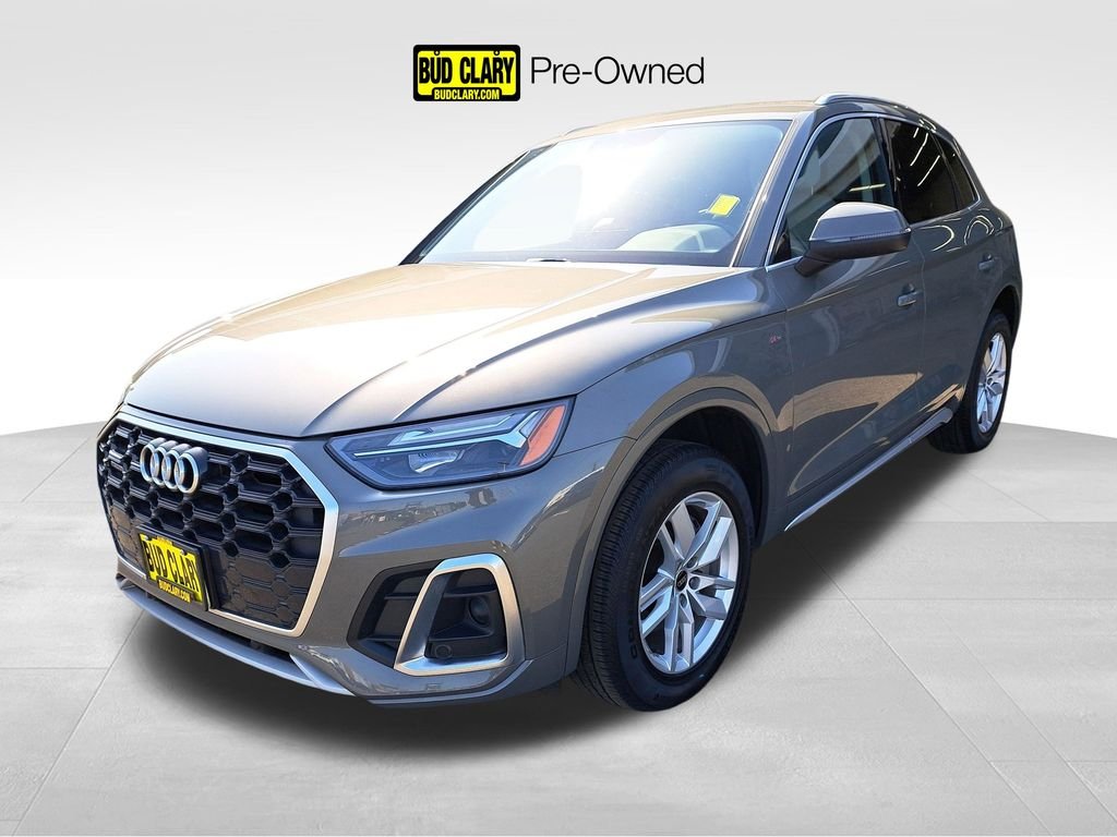 2023 Audi Q5 45 Premium's photo