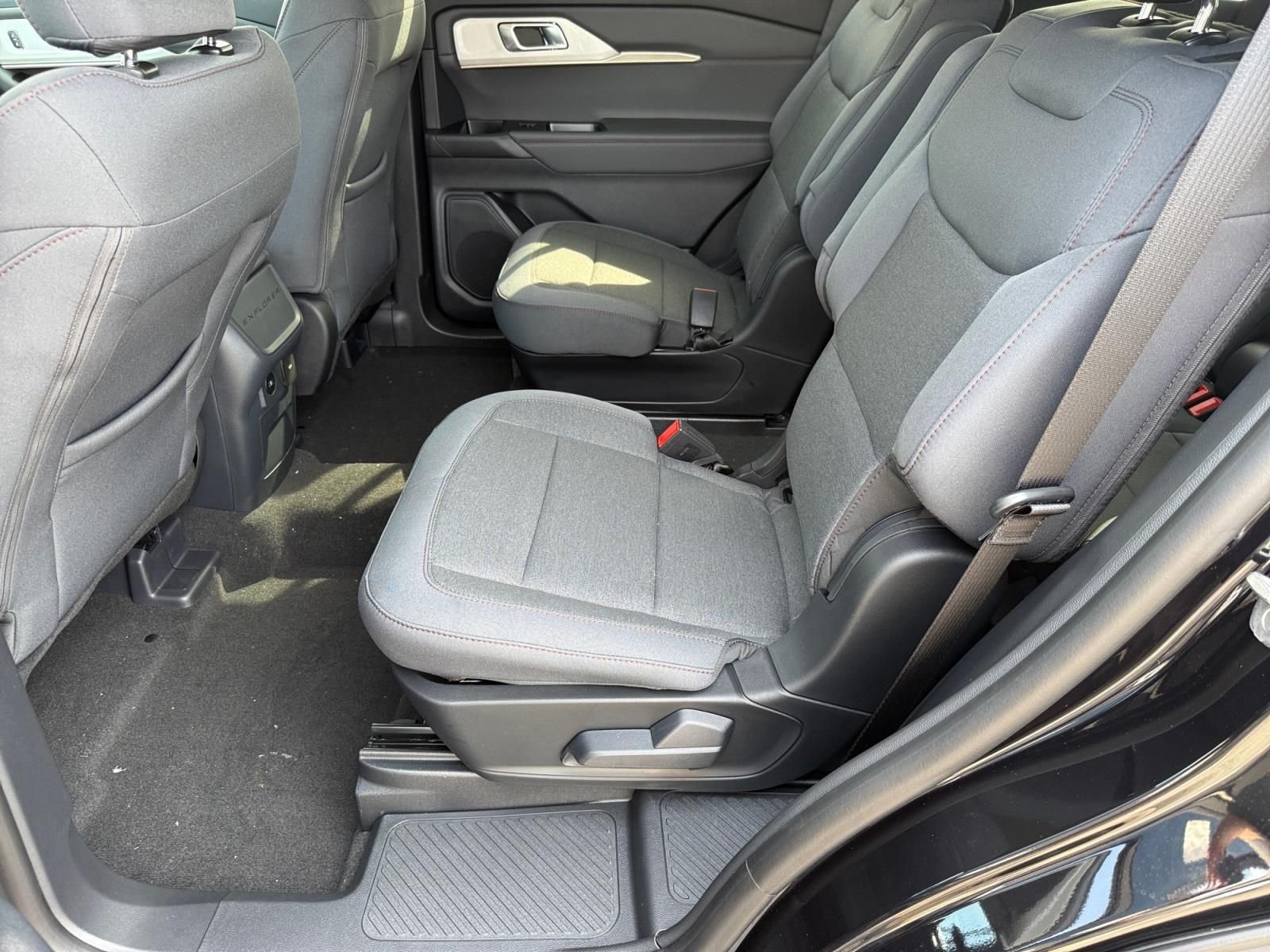 New 2026 Agate Black Metallic Ford Active image 11