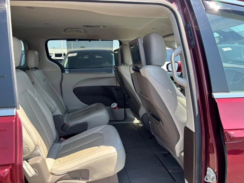 Used 2020 Velvet Red Pearlcoat Chrysler Touring L Plus image 13