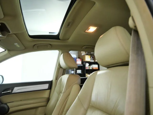 Used 2011  Honda EX-L image 17