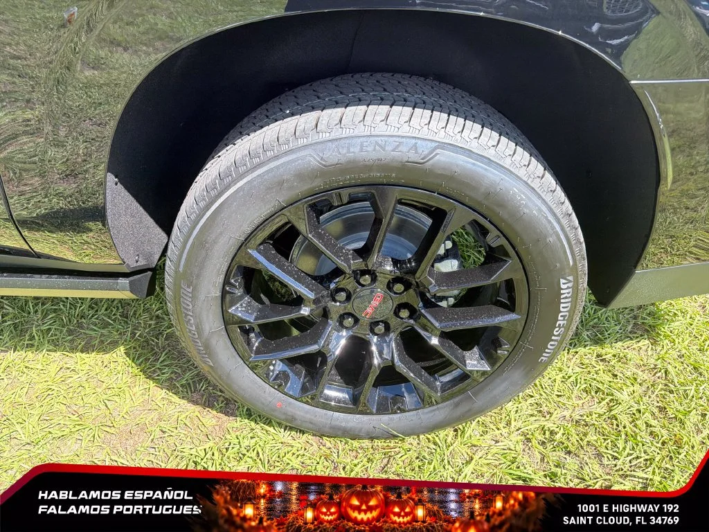 2026 GMC Yukon XL Denali - Photo 11