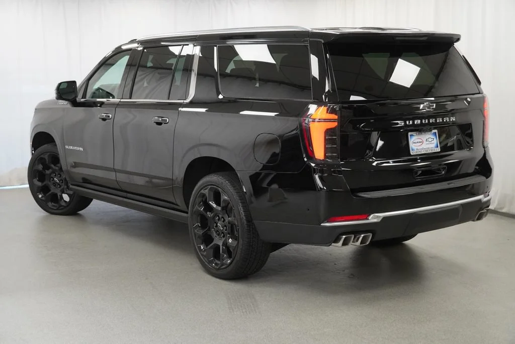 New 2026 Black Chevrolet High Country image 5