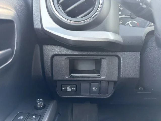 Used 2019 Red Toyota SR5 image 26