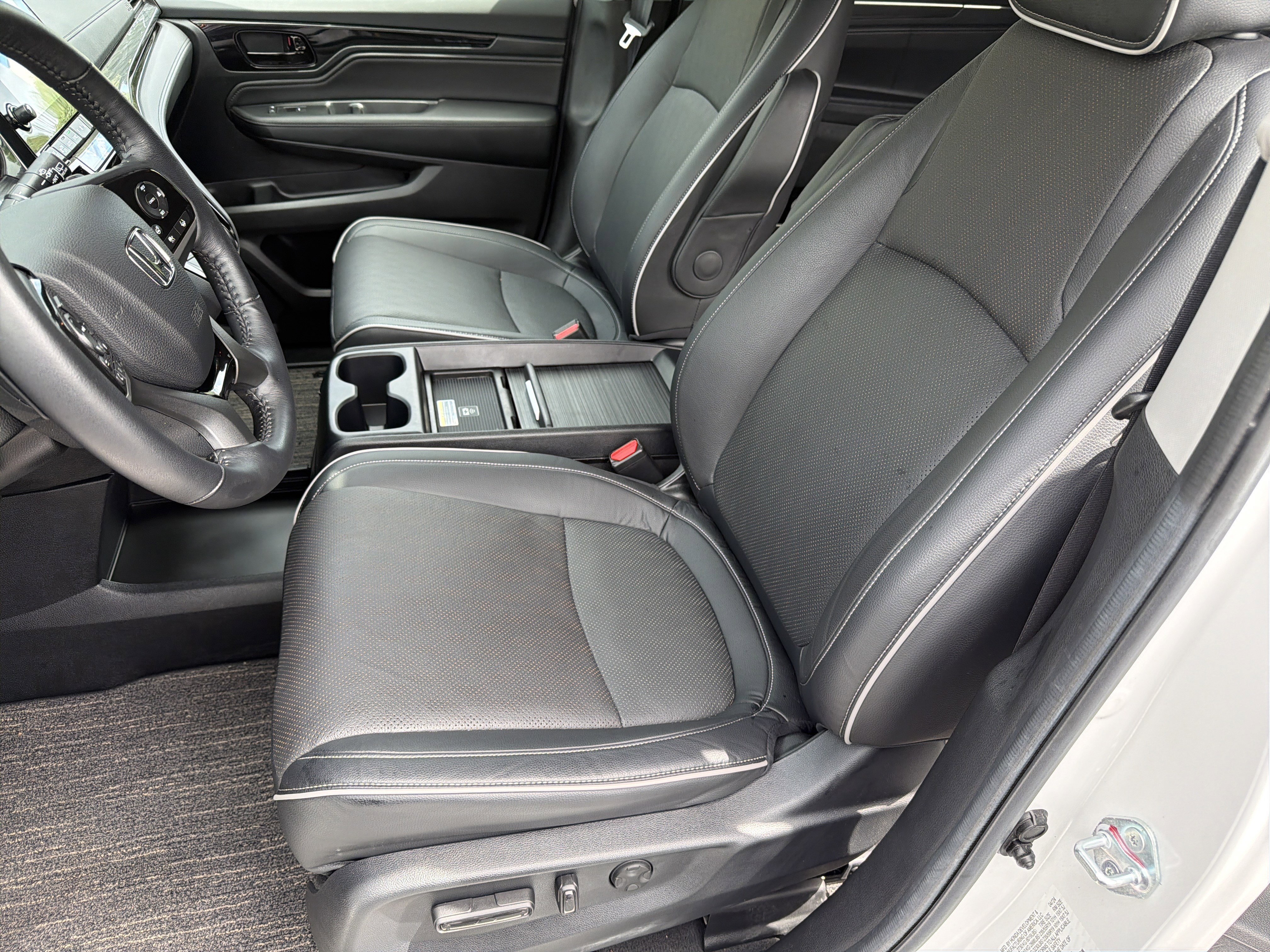 2024 Honda Odyssey Elite - Photo 52