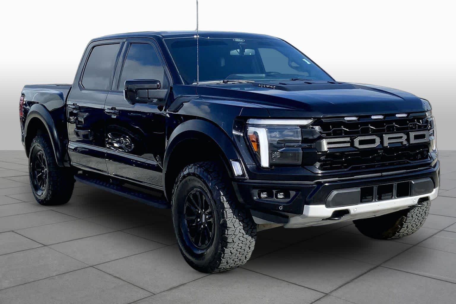Used 2025 Agate Black Metallic Ford Raptor image 3