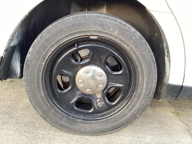 Used 2014 White Ford Base image 6