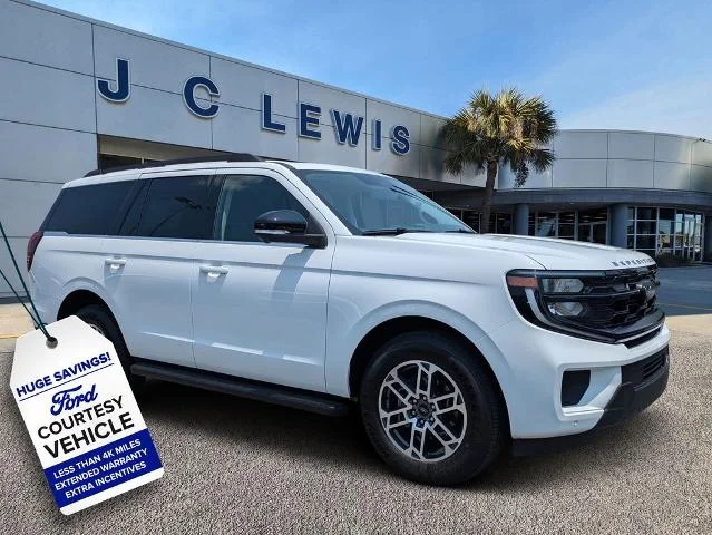 New 2026 Oxford White Ford Active image 34