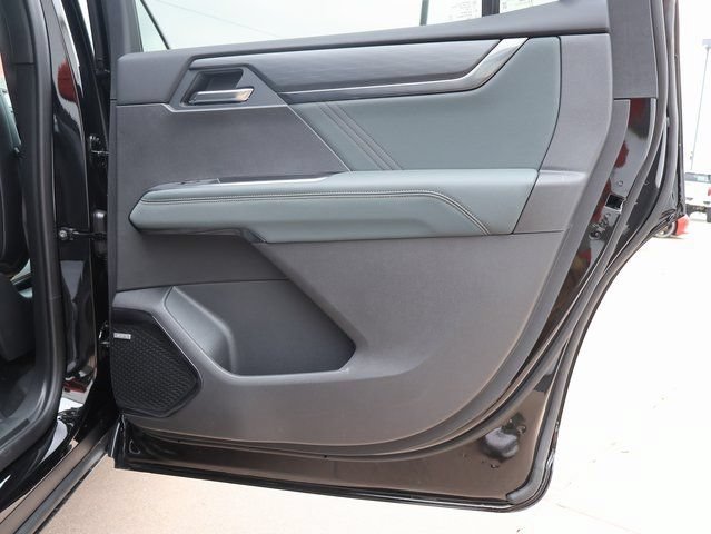 2026 GMC Acadia AT4 - Photo 14