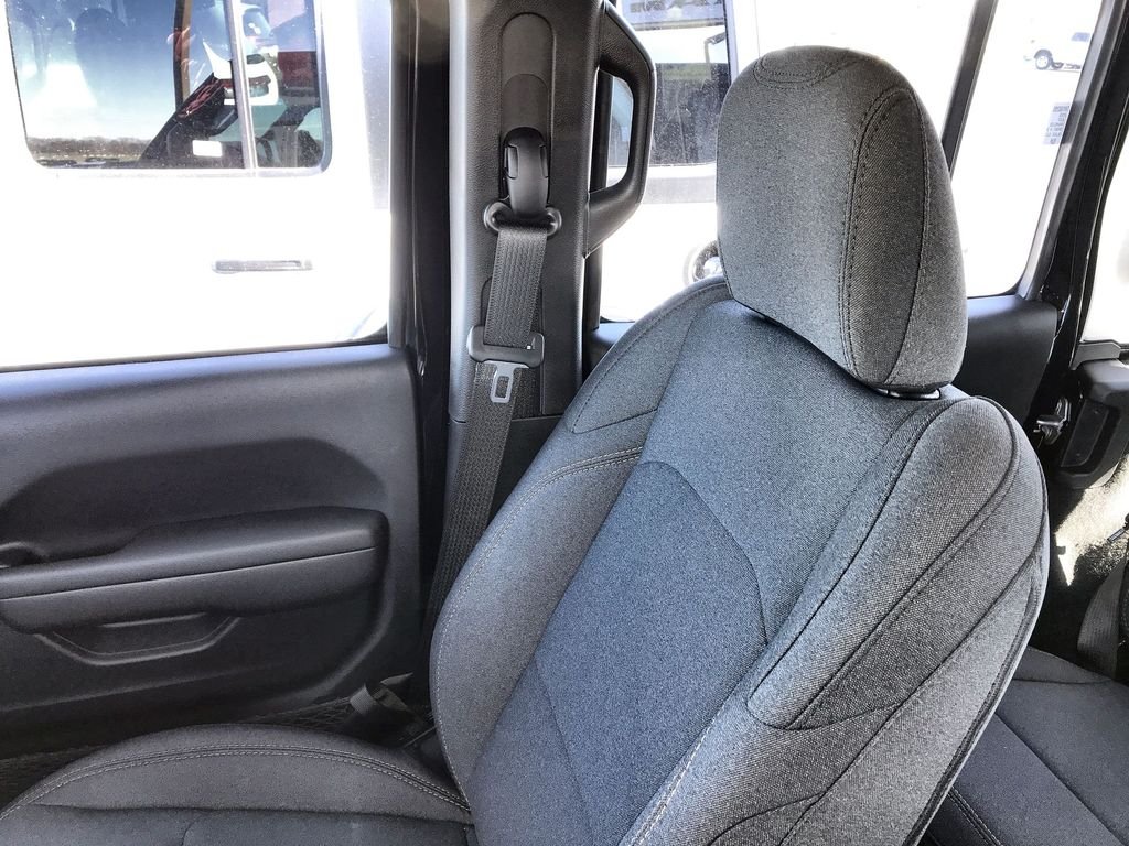 2026 Jeep Wrangler 4-Door Sport - Photo 22