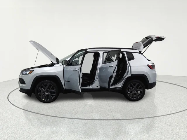 New 2026 Silver Jeep Latitude image 7