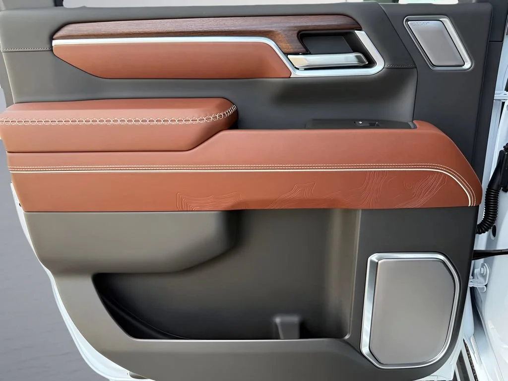 New 2026 Glacier White Tricoat GMC Denali Ultimate image 29
