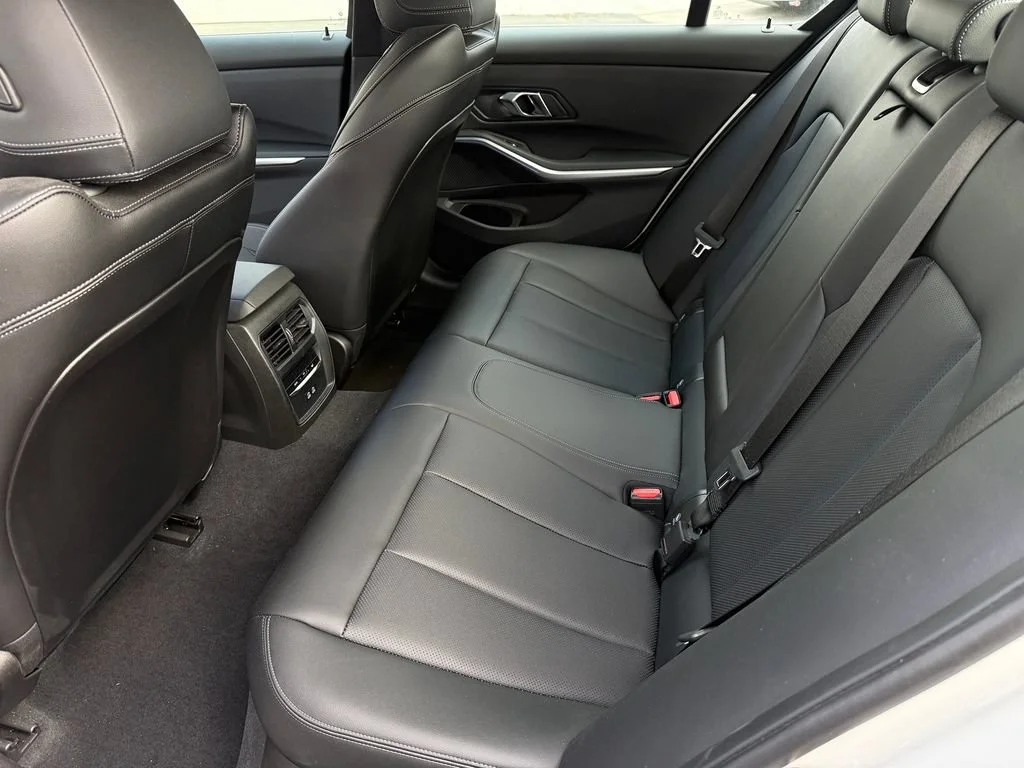 Used 2024  BMW NA image 14