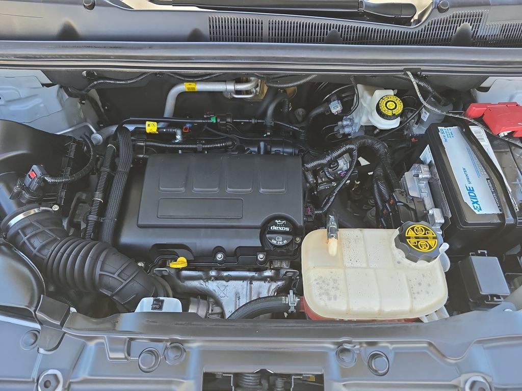 Used 2021 Silver Chevrolet LT image 31