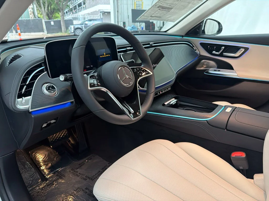 New 2027 White Mercedes-Benz E 450 image 13