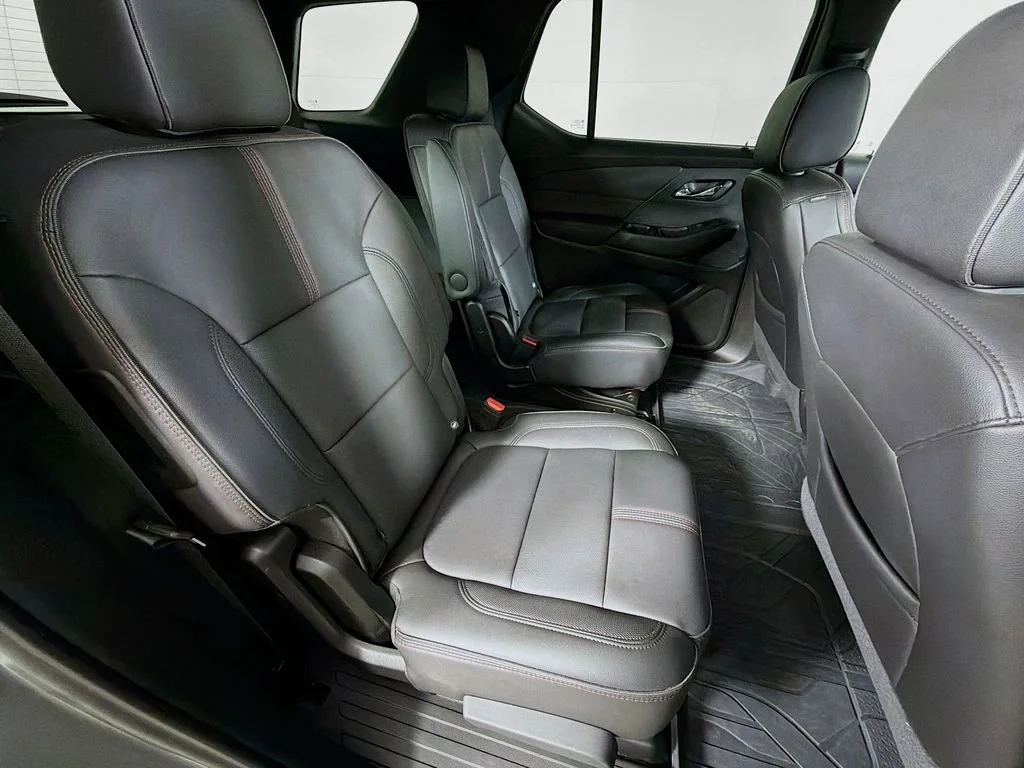 Used 2024 Sterling Gray Metallic Chevrolet RS image 26