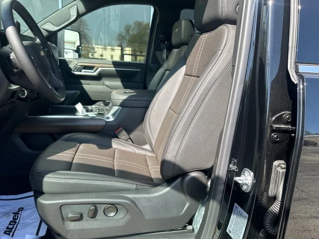 2026 Chevrolet Silverado 2500 HD High Country - Photo 12