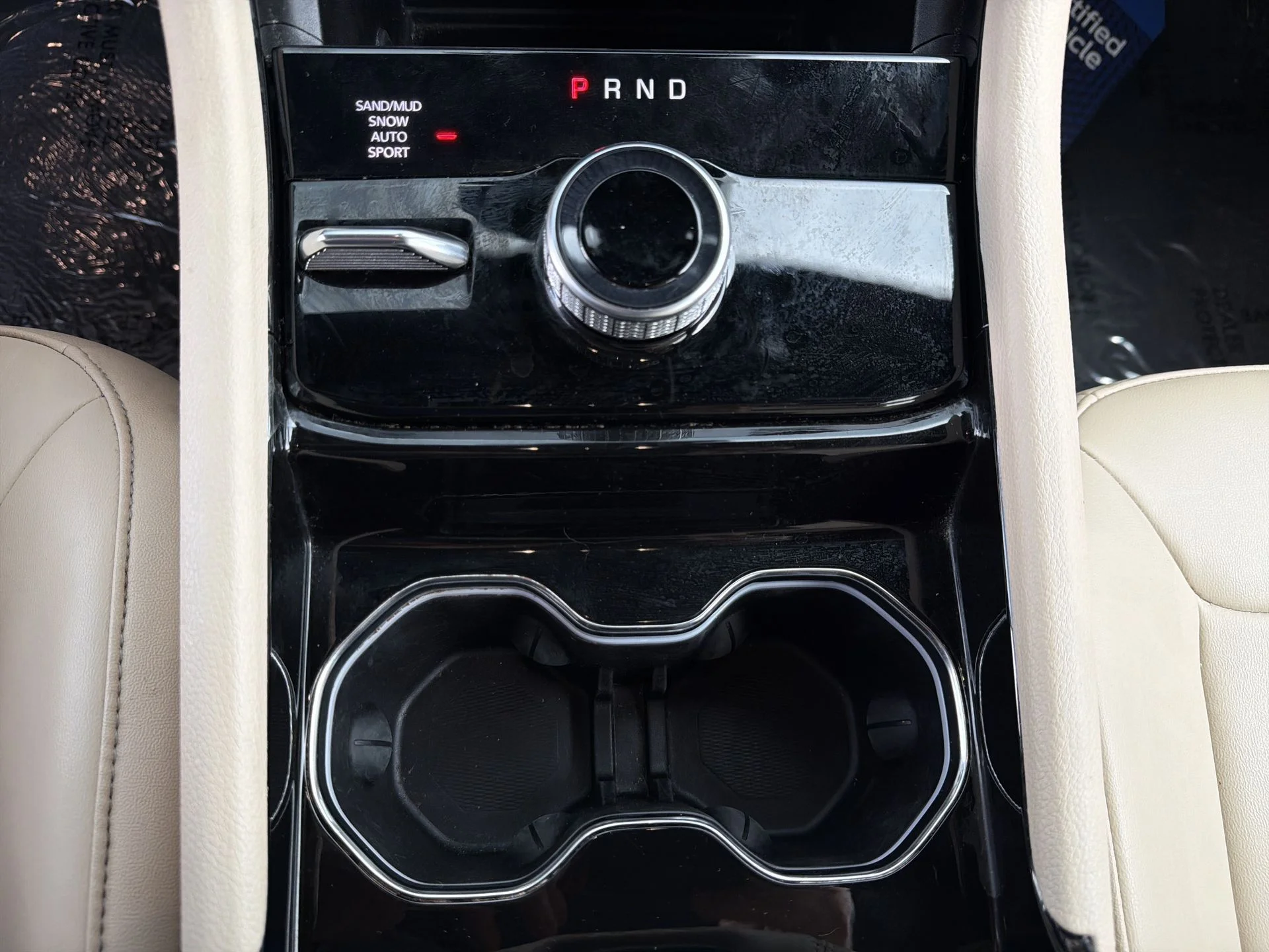 Certified Used 2023 Metallic Jeep Limited image 12