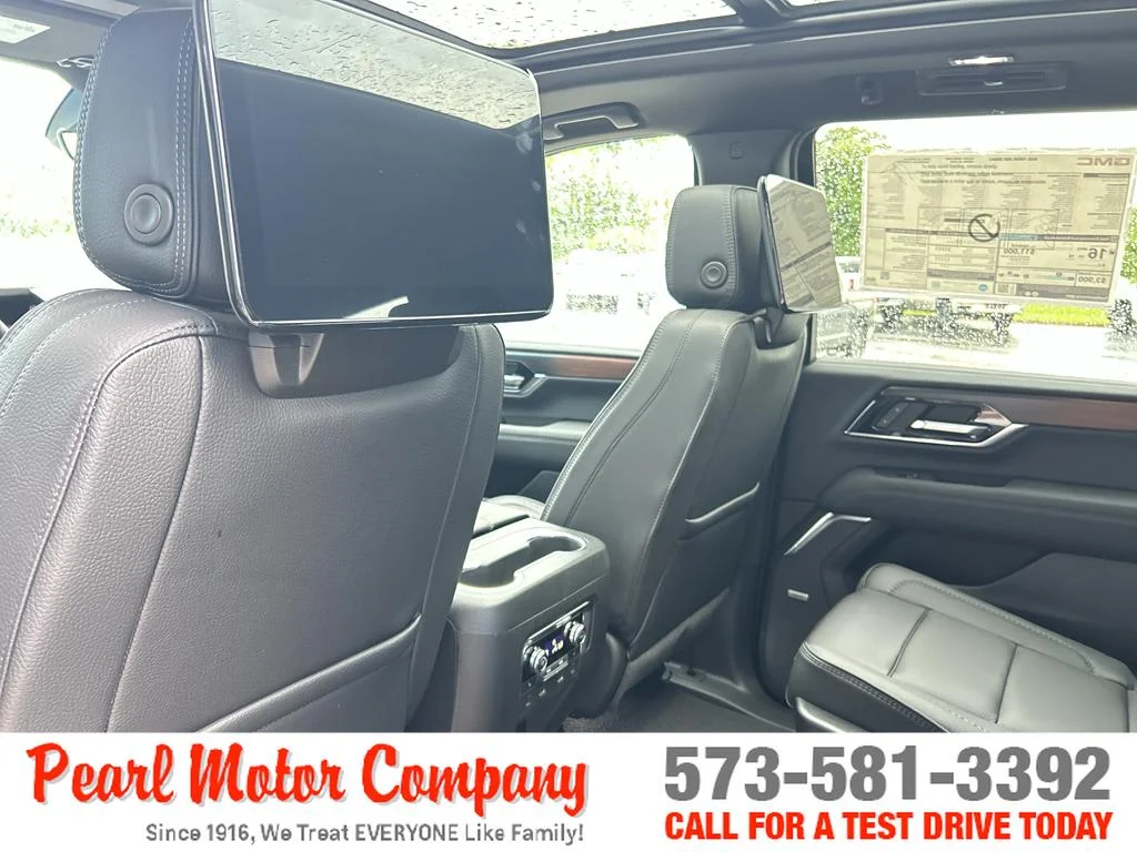2026 GMC Yukon Denali - Photo 25