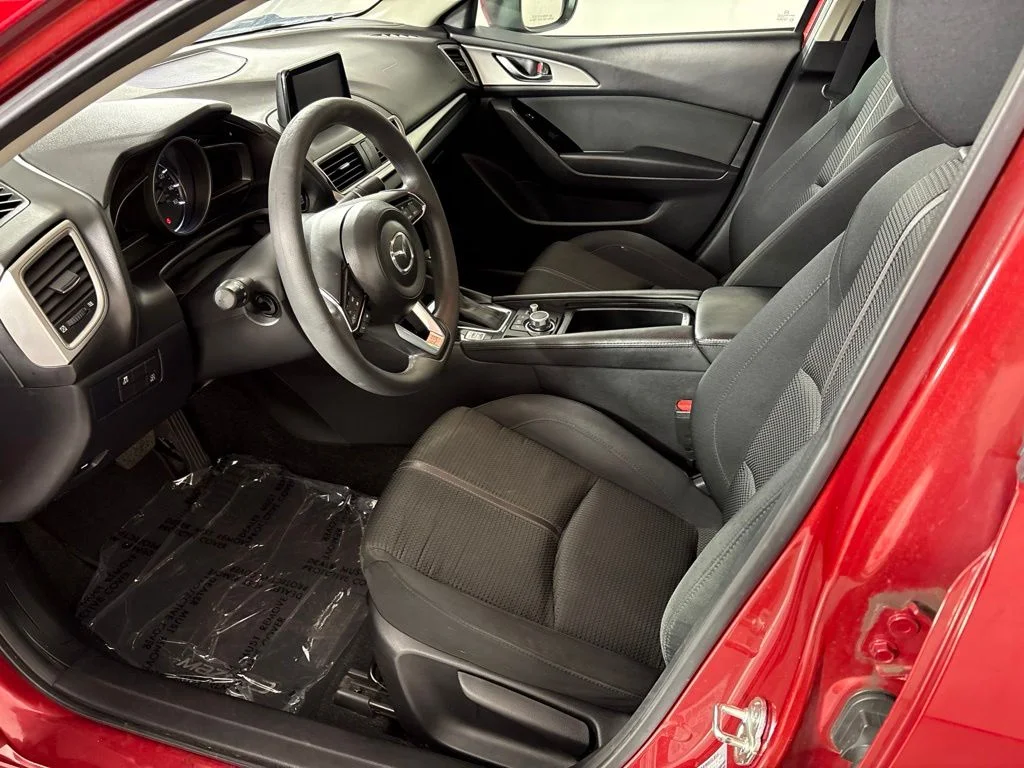 Used 2017 Red Mazda Sport image 24