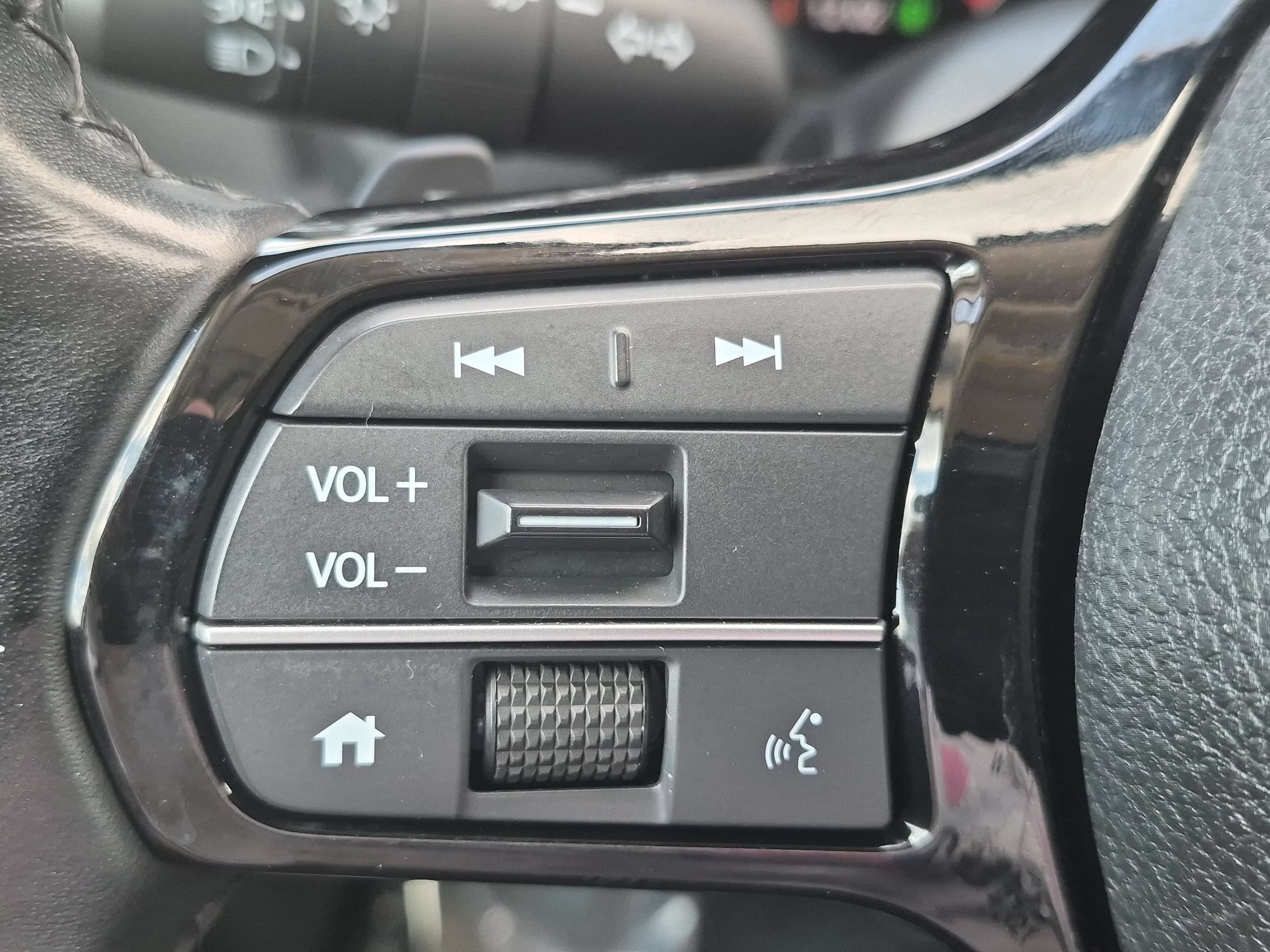 2024 Honda Pilot EX-L - Photo 14