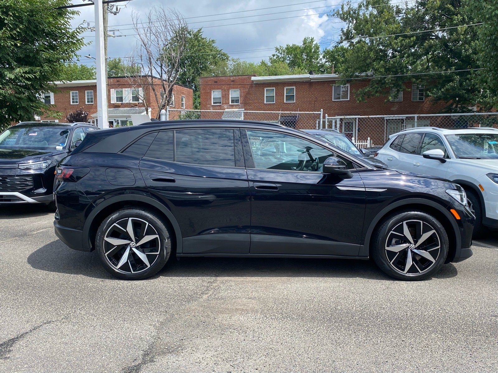 Used 2023 Volkswagen ID.4 PRO S with VIN 1V2VMPE8XPC030650 for sale in Alexandria, VA