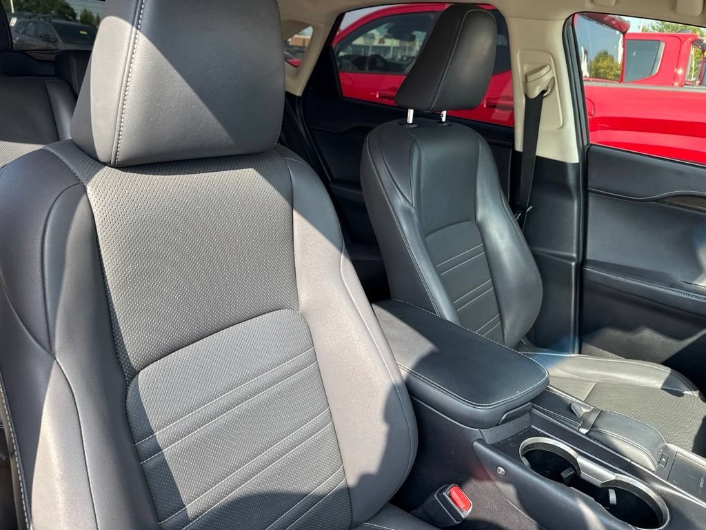 Used 2018 Caviar Lexus 300h image 16