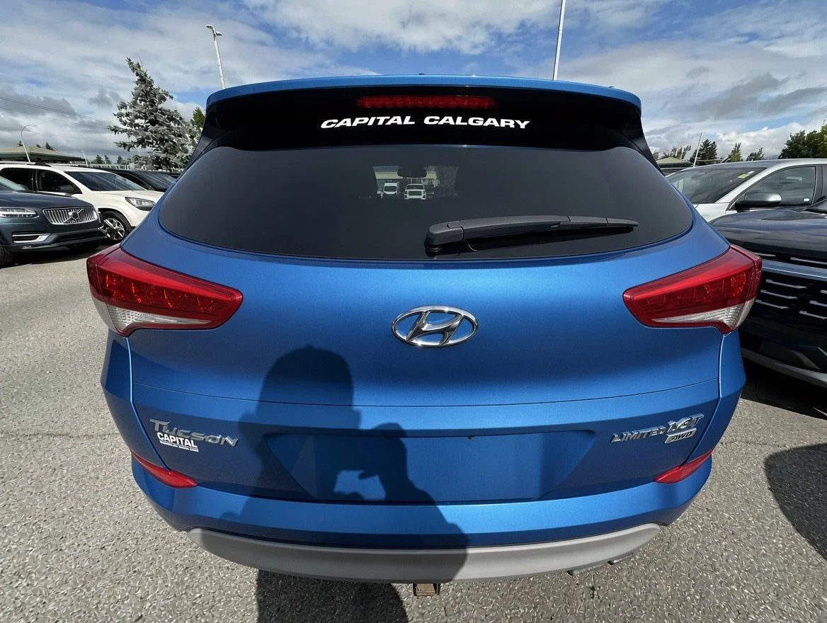 Used 2017 Caribbean Blue Hyundai Limited image 5