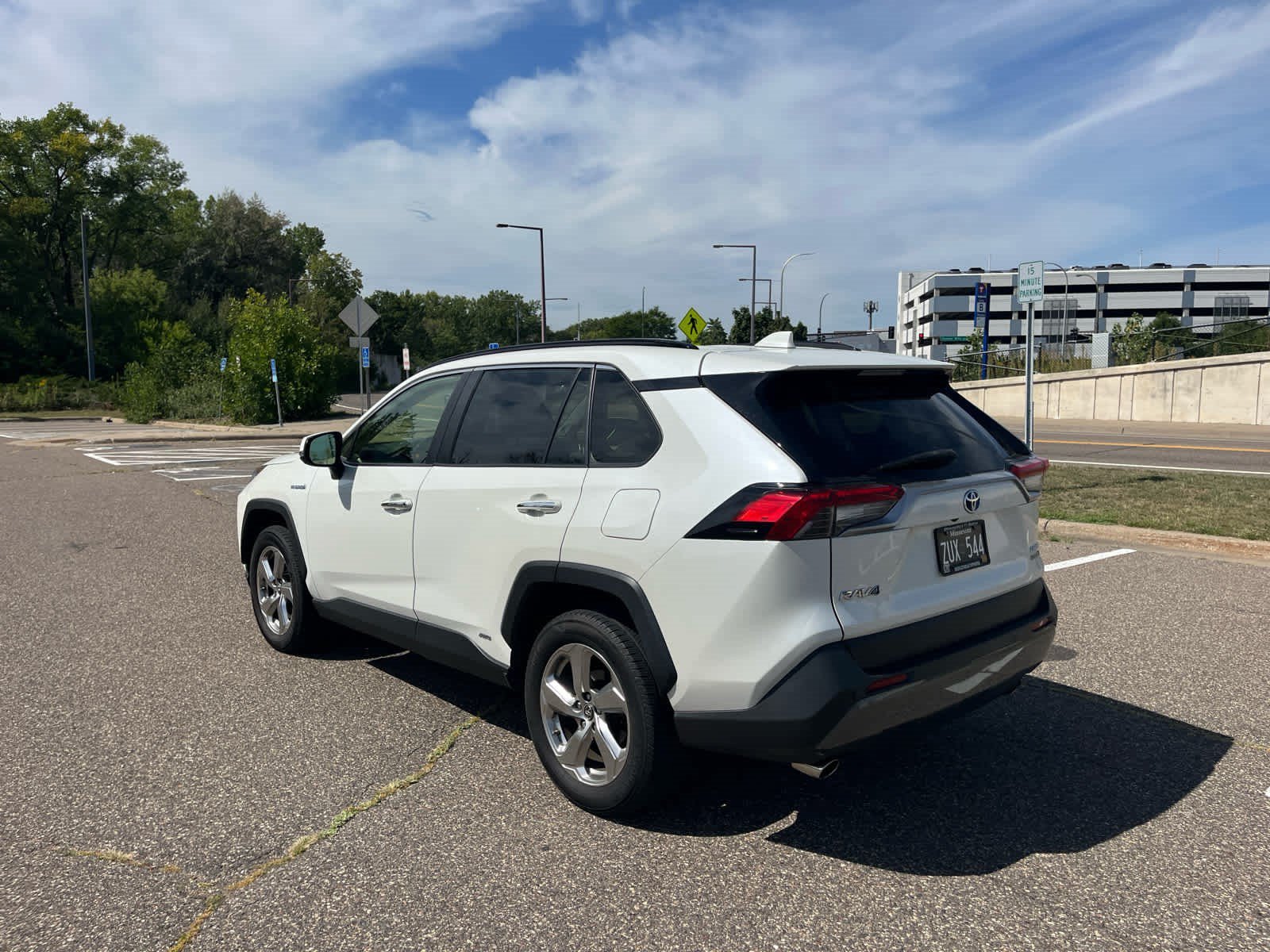 Certified Used 2019 Blizzard Pearl Toyota Hybrid Limited image 3