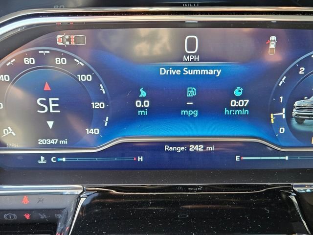Used 2025 Sterling Gray Metallic Chevrolet LT image 21